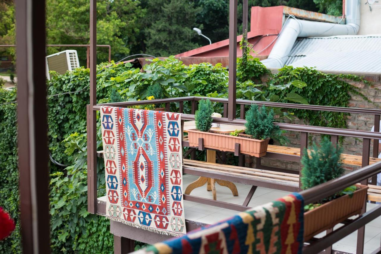 Accent Hotel Tbilisi Exterior photo